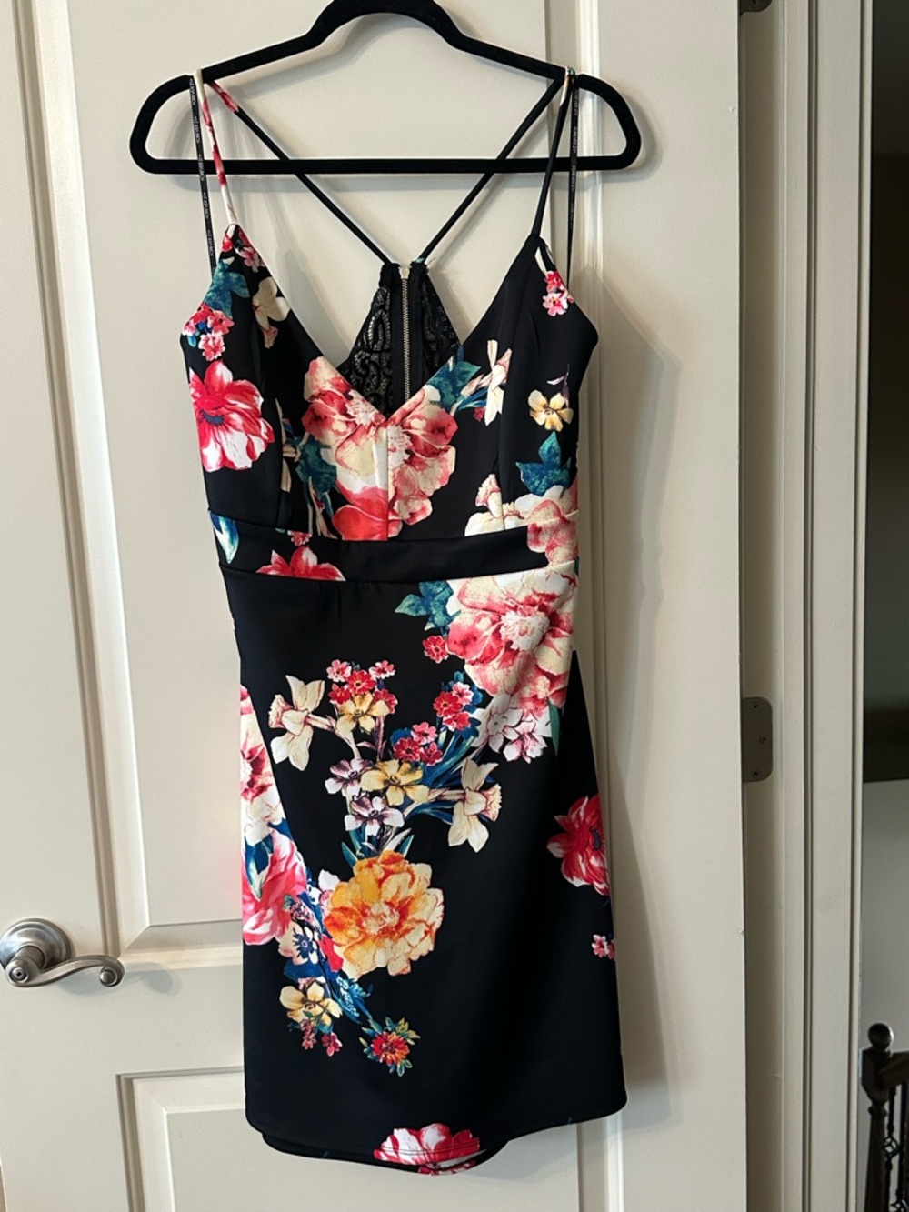 Floral V-Neck Strappy Black Dress with Lace Detail